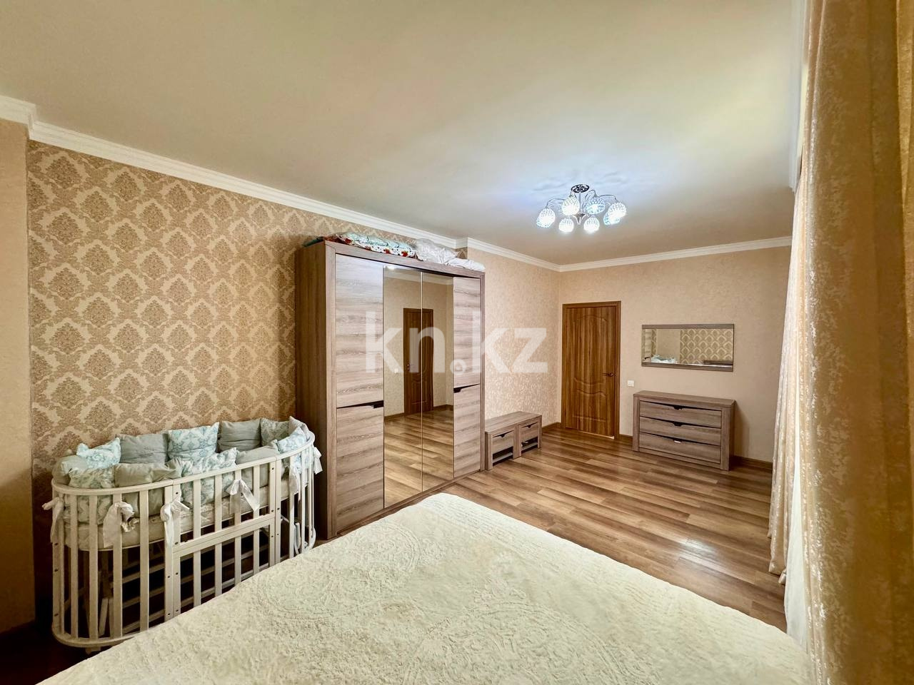 Продажа 2-комнатной квартиры, 93 м² в Астане - фото 4