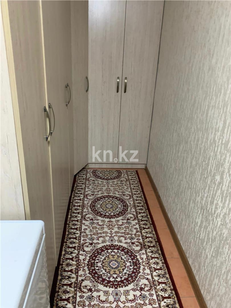 Продажа 3-комнатной квартиры, 69 м², ул. Карбышева, дом  12 в Караганде - фото 13