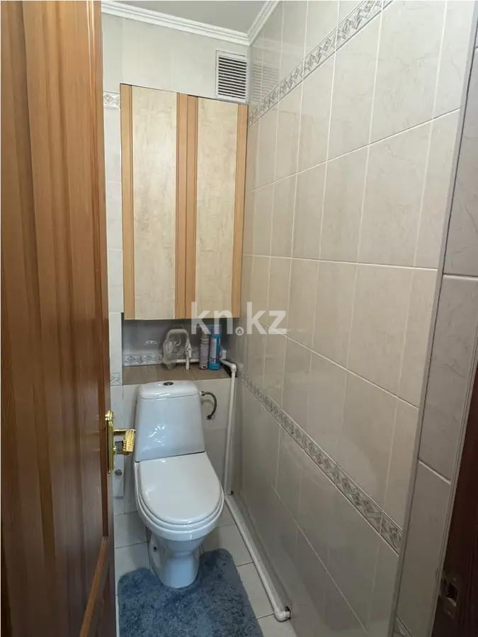 Продажа 3-комнатной квартиры, 62 м², ул. Муканова, дом  11 в Караганде - фото 6