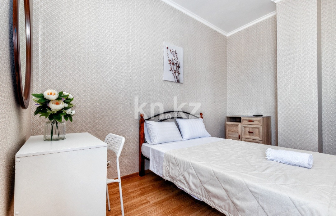 Аренда 1-комнатной квартиры посуточно, 56 м², ул. Сарайшык, дом  34 - ул. Акмешит в Астане - фото 4