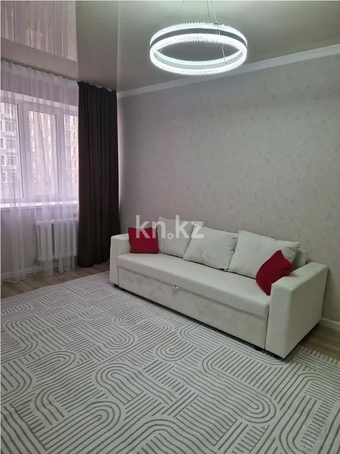 Продажа 1-комнатной квартиры, 37 м², пр. Улы Дала, дом  67 - Продажа квартир в Казахстане фото 1 из 4