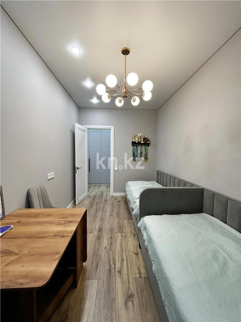 Продажа 3-комнатной квартиры, 83 м², ул. Муканова - Продажа  трехкомнатных квартир в Караганде фото 6 из 14