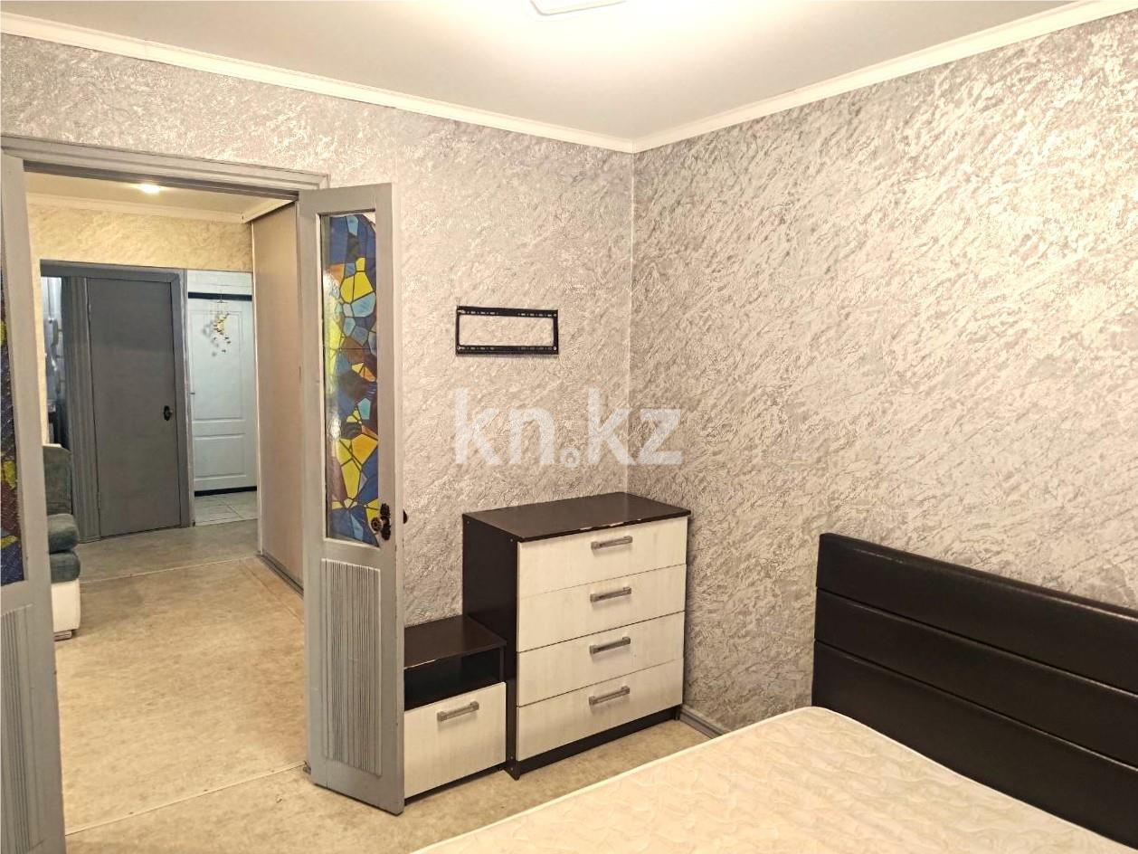 Продажа 3-комнатной квартиры, 48 м², мкр-н 23, дом  34 в Караганде - фото 6