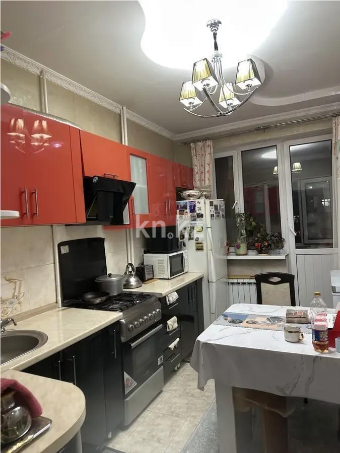 Продажа 3-комнатной квартиры, 59.9 м², ул. Утеген батыра, дом  82 в Алматы - фото 3