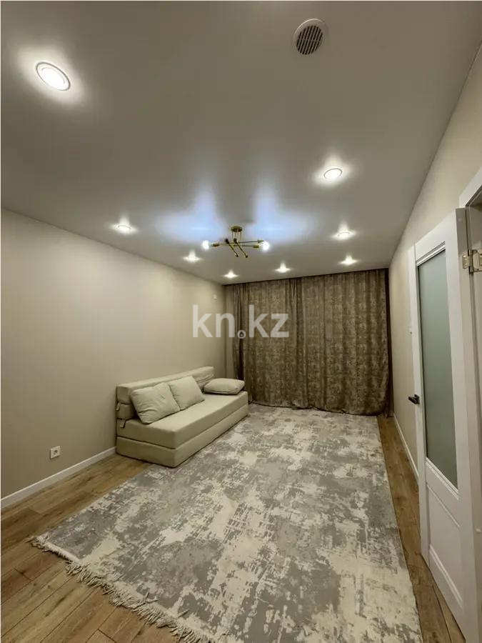 Продажа 1-комнатной квартиры, 38 м² в Астане