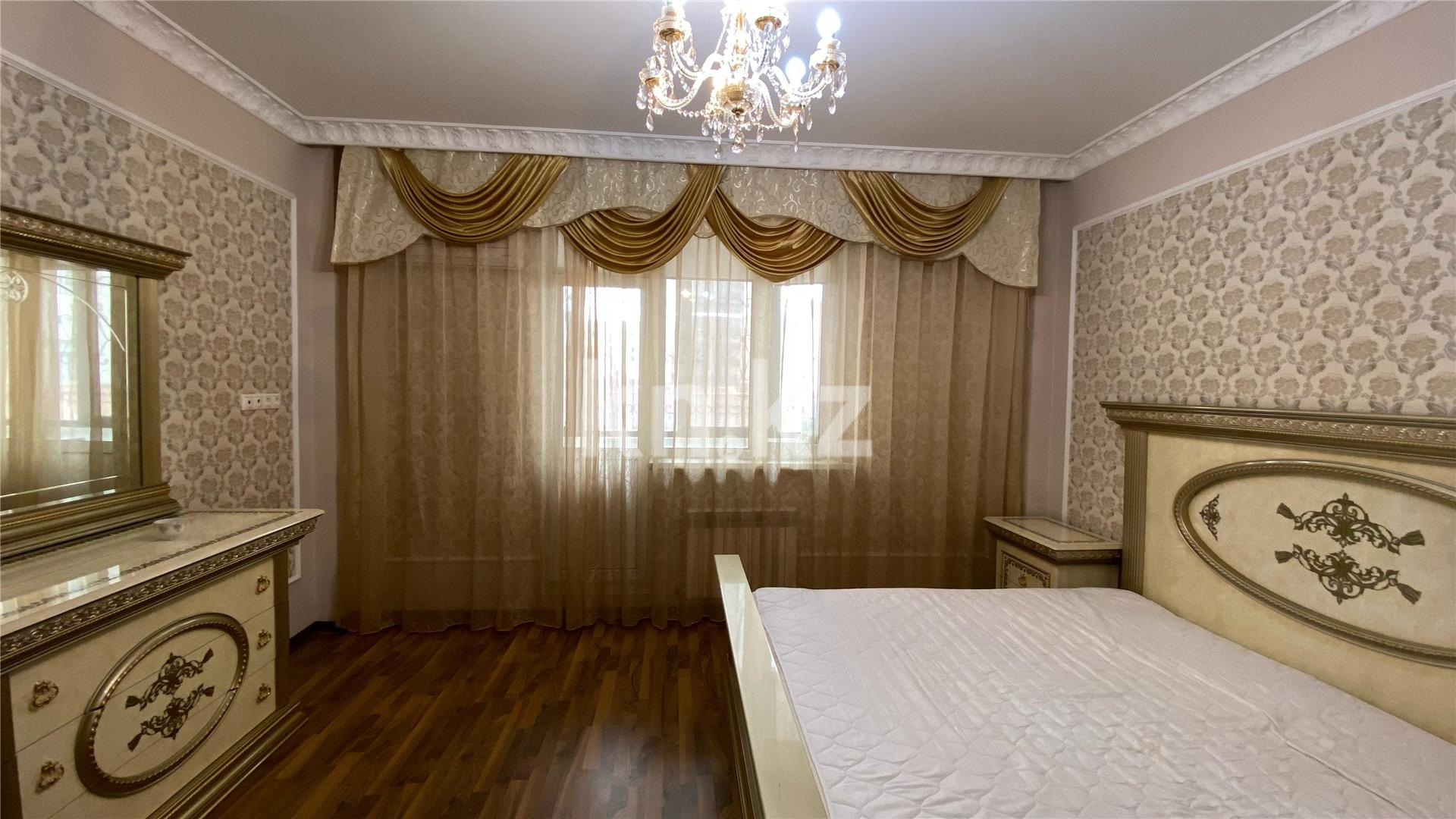 Продажа 4-комнатной квартиры, 164 м², пр. Кошкарбаева в Астане - фото 3