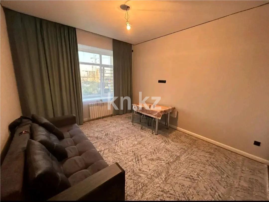 Продажа 1-комнатной квартиры, 39.5 м², ул. Бейсекбаева, дом  21 - Продажа квартир в Астане фото 1 из 4