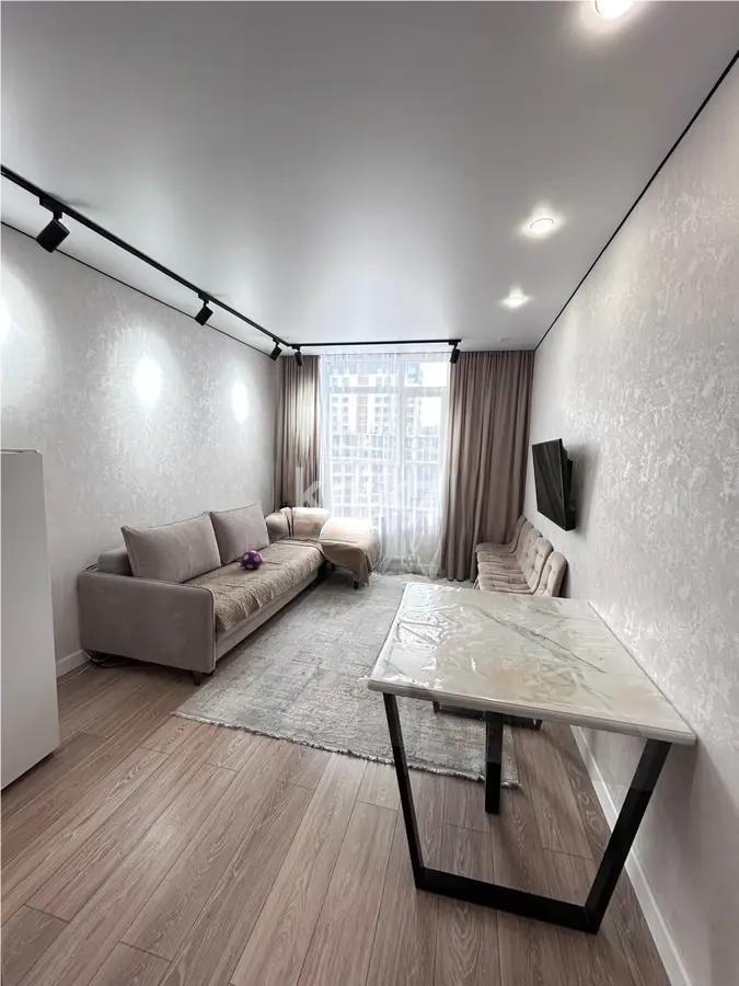 Продажа 1-комнатной квартиры, 40.2 м², ул. Байтурсынова, дом  16 - Продажа квартир в Астане фото 1 из 4