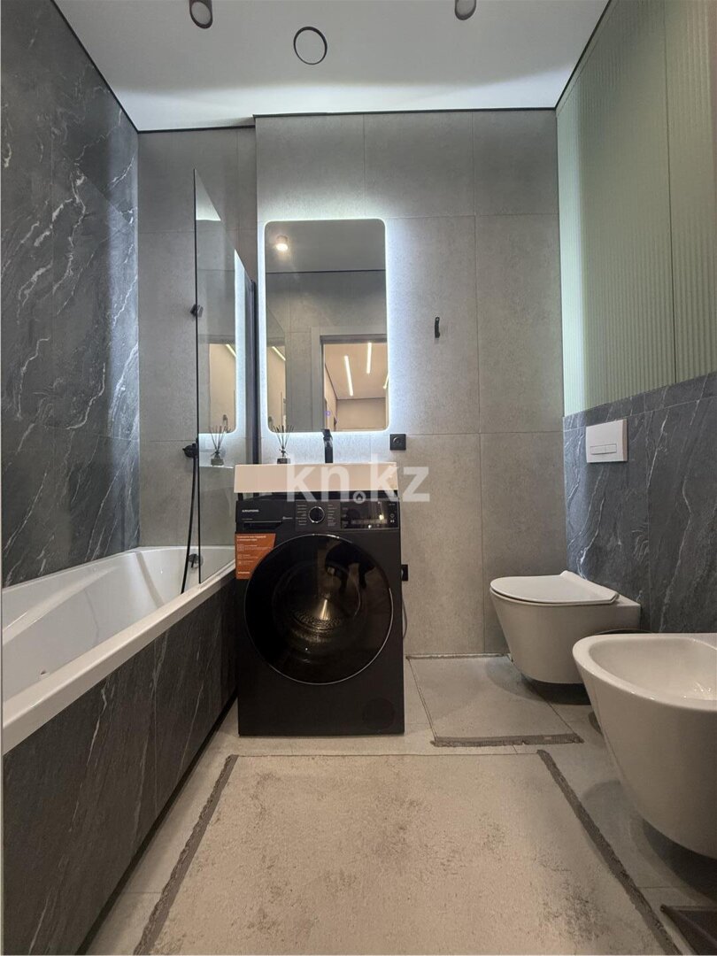 Продажа 3-комнатной квартиры, 93 м² в Караганде - фото 11