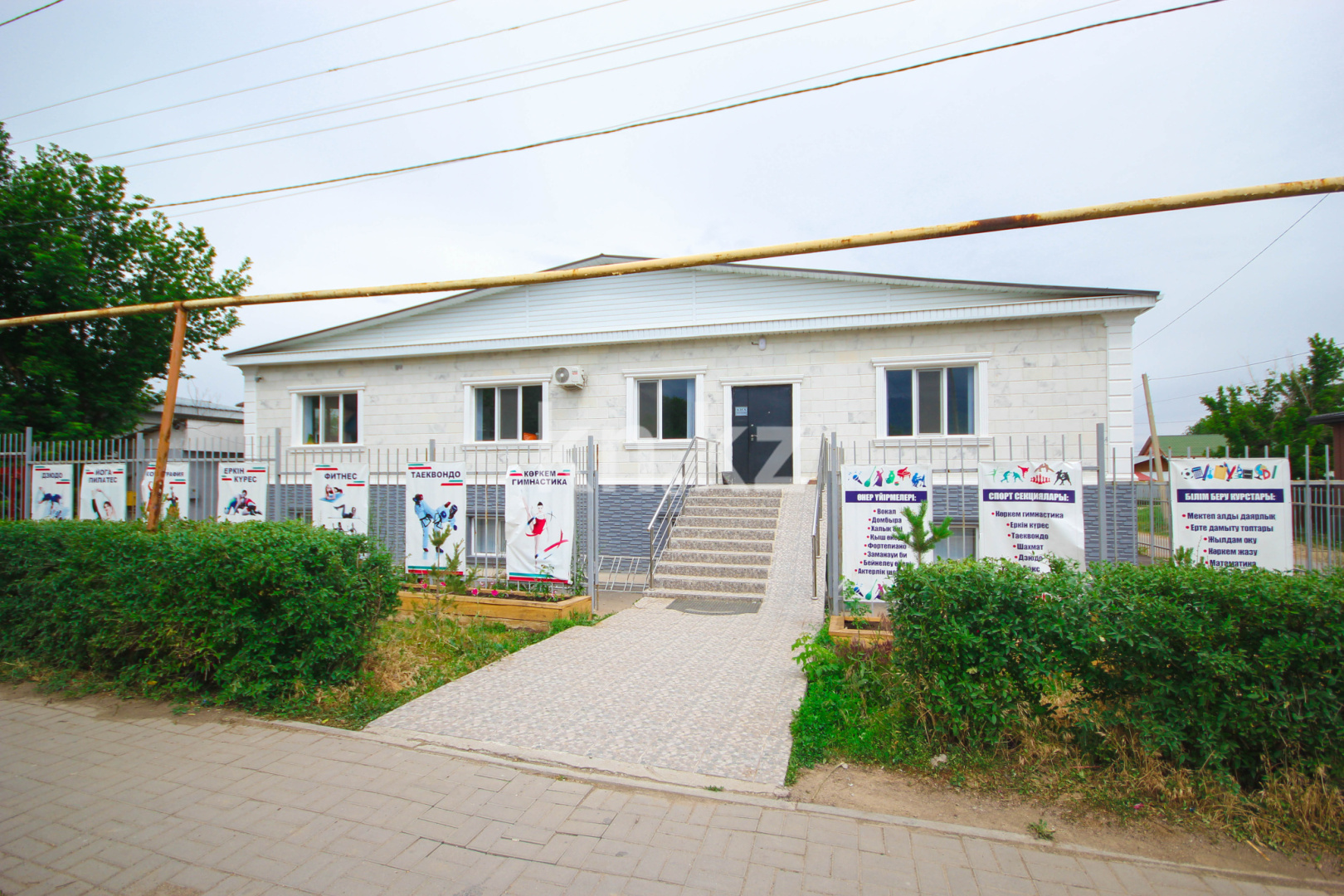 Продажа , 800 м², ул. Байтурсынова, дом  11а - Суюнбая - Продажа зданий в Алматы фото 2 из 7