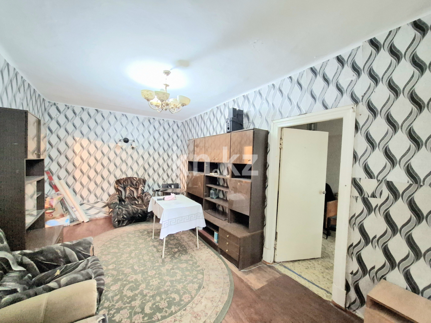 Продажа 2-комнатной квартиры, 42 м² - Продажа двухкомнатных квартир в Караганде - страница 3 фото 2 из 14