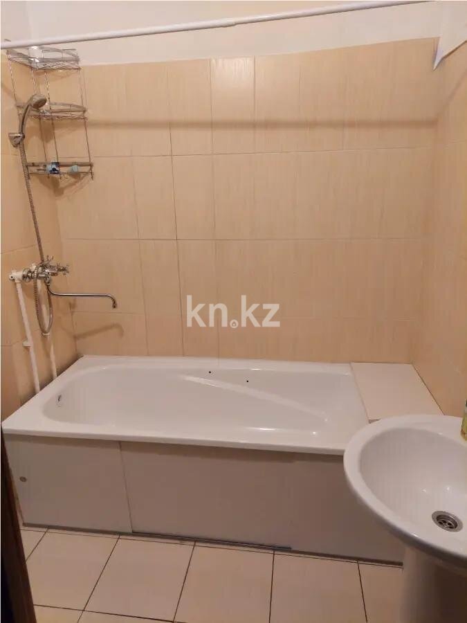 Продажа 1-комнатной квартиры, 45.5 м² в Алматы - фото 3