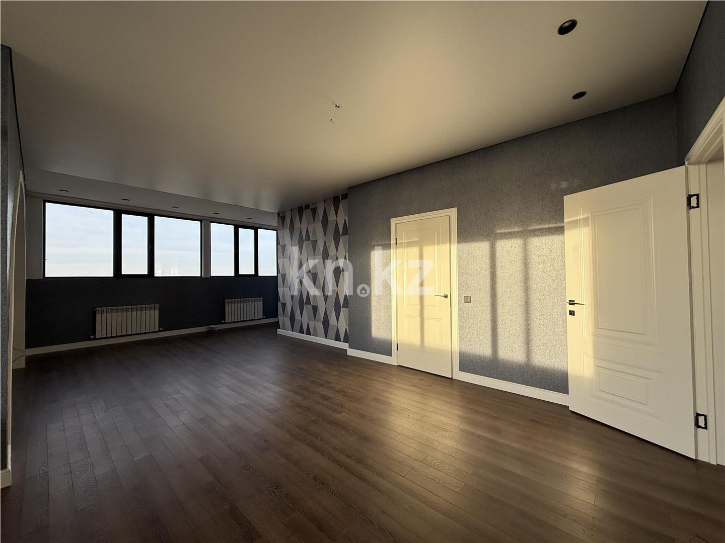 Продажа 4-комнатной квартиры, 197 м², ул. Дюсембекова, дом  83/1 - Продажа  четырехкомнатных квартир в новостройках Караганды фото 17 из 27