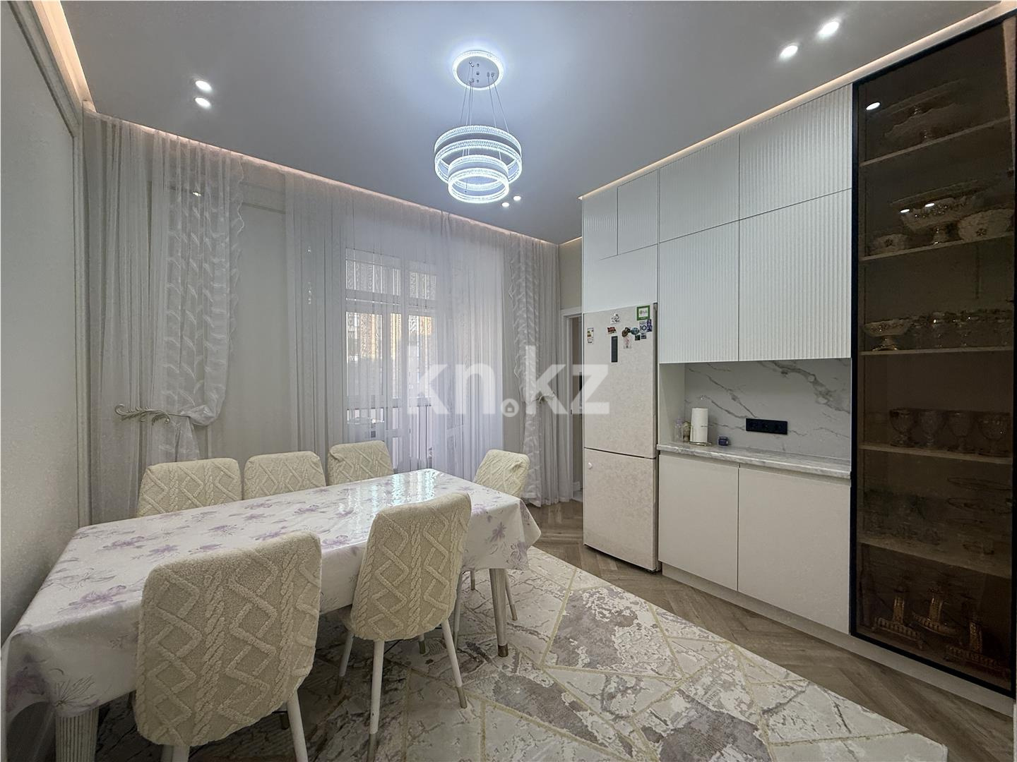 Продажа 4-комнатной квартиры, 120 м², ул. Ашимова, дом  13 - Продажа  четырехкомнатных квартир в Караганде фото 20 из 35