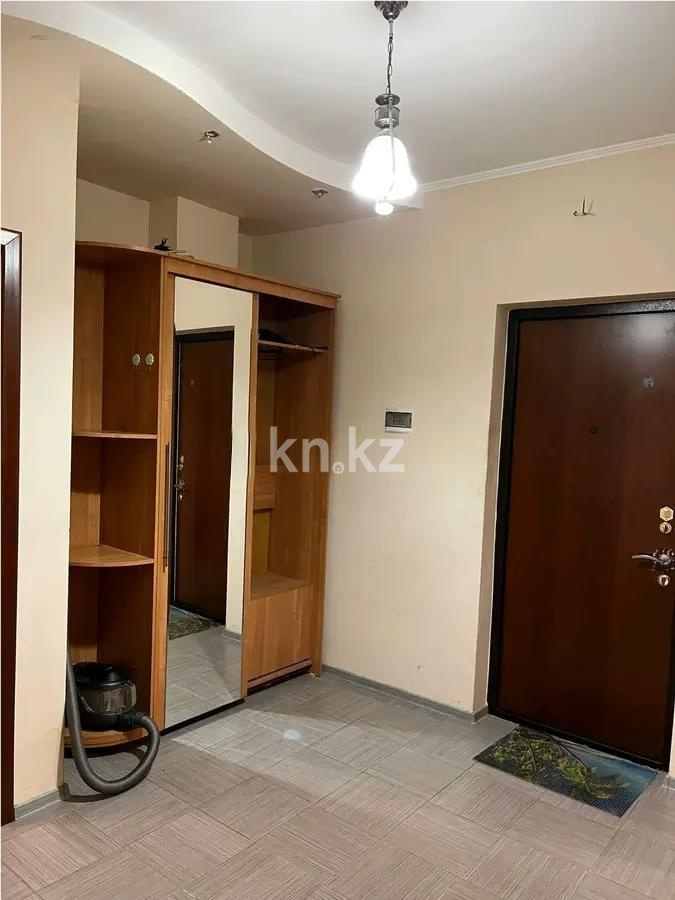Продажа 2-комнатной квартиры, 65 м², пр. Абылай хана, дом  5/2 в Астане - фото 4