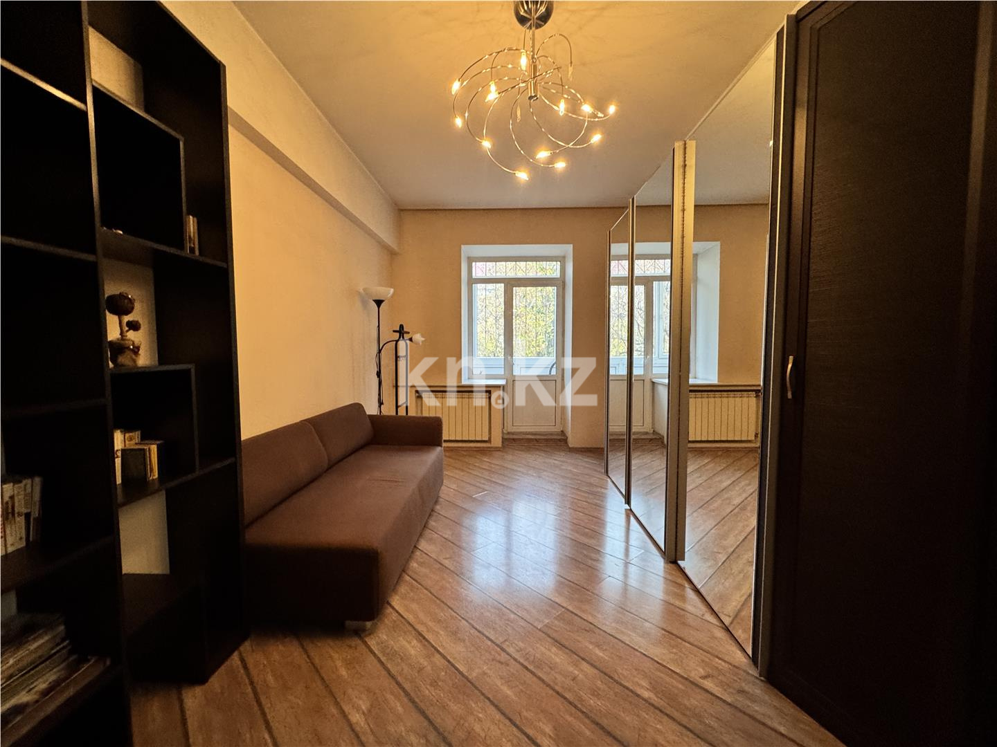 Продажа 3-комнатной квартиры, 66.2 м², ул. Абая, дом  26 - Продажа квартир в Караганде фото 15 из 23