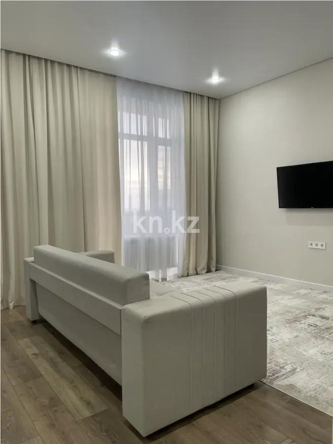 Продажа 2-комнатной квартиры, 42 м² - Продажа  двухкомнатных квартир в Караганде на Юго-Востоке фото 1 из 4