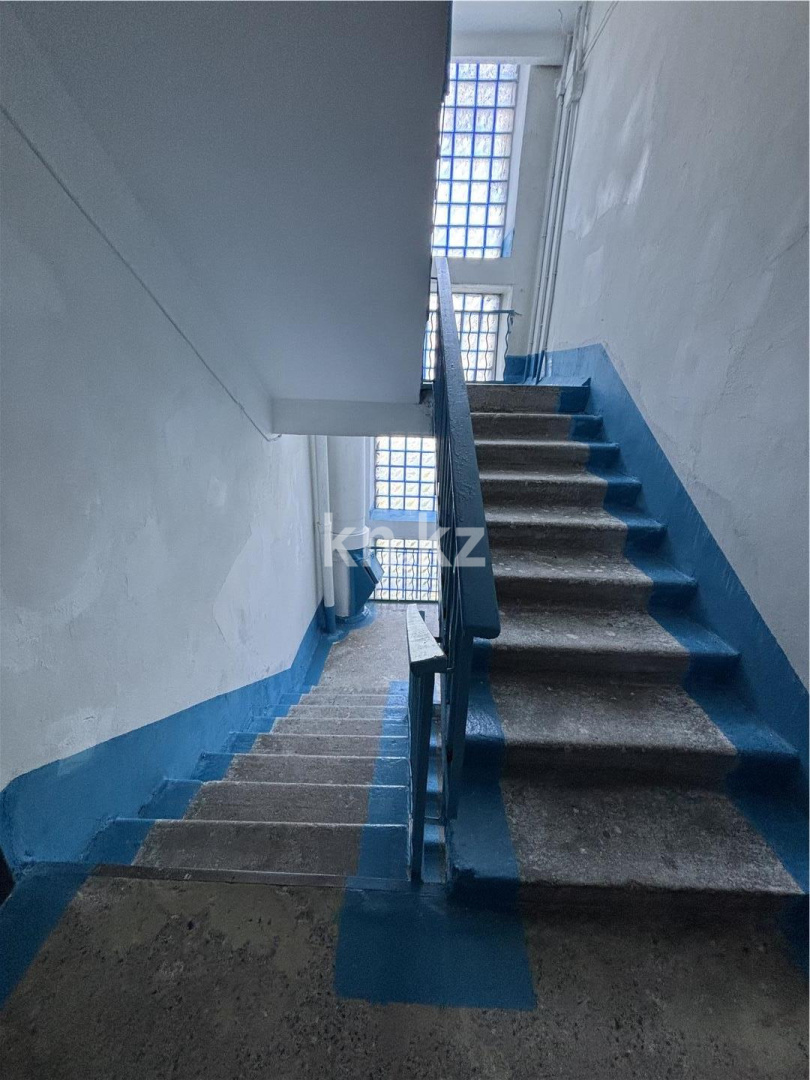 Продажа 1-комнатной квартиры, 33 м², ул. Аманжолова, дом  7 - Продажа квартир в Караганде фото 7 из 11