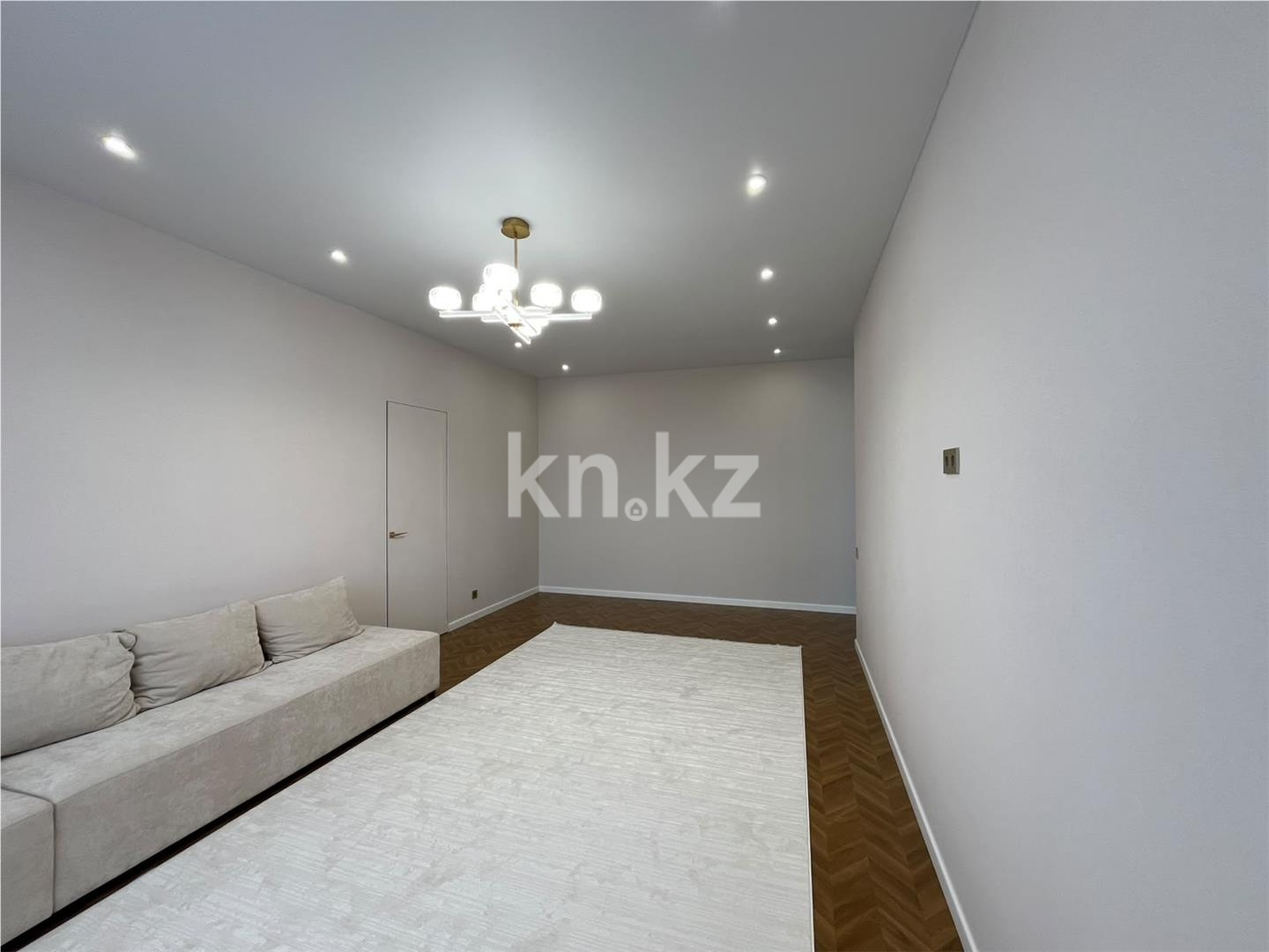 Продажа 2-комнатной квартиры, 65 м² в Караганде - фото 3