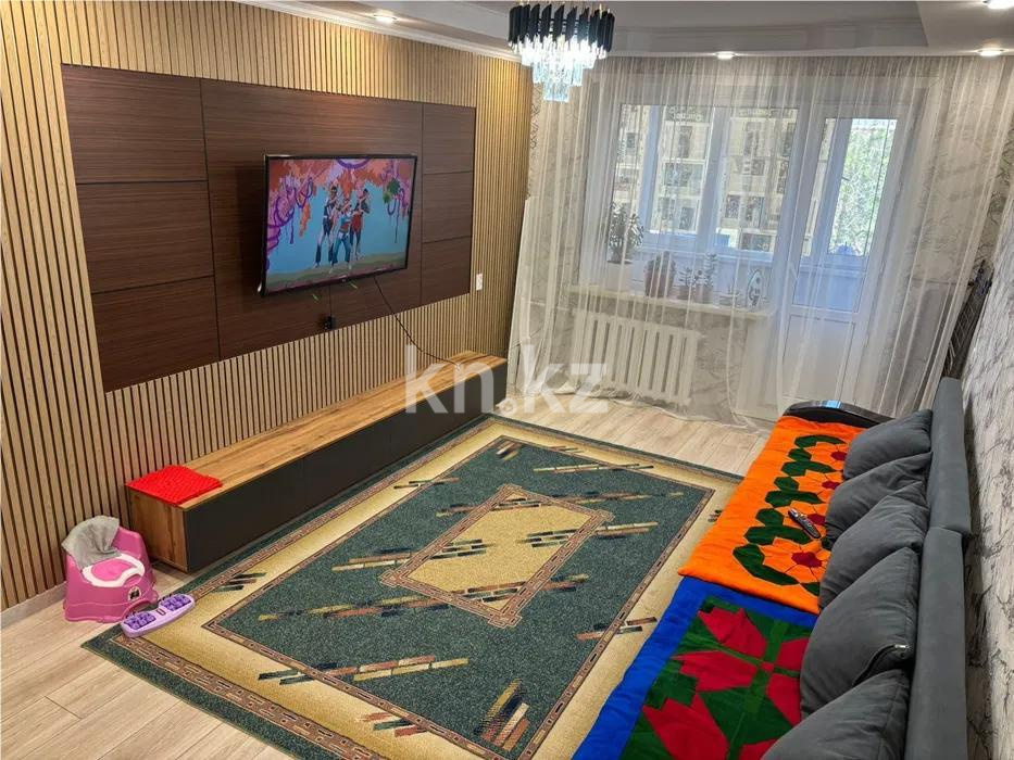 Продажа 3-комнатной квартиры, 63 м², ул. Карла Маркса, дом  117 - Продажа квартир в Шахтинске фото 1 из 7