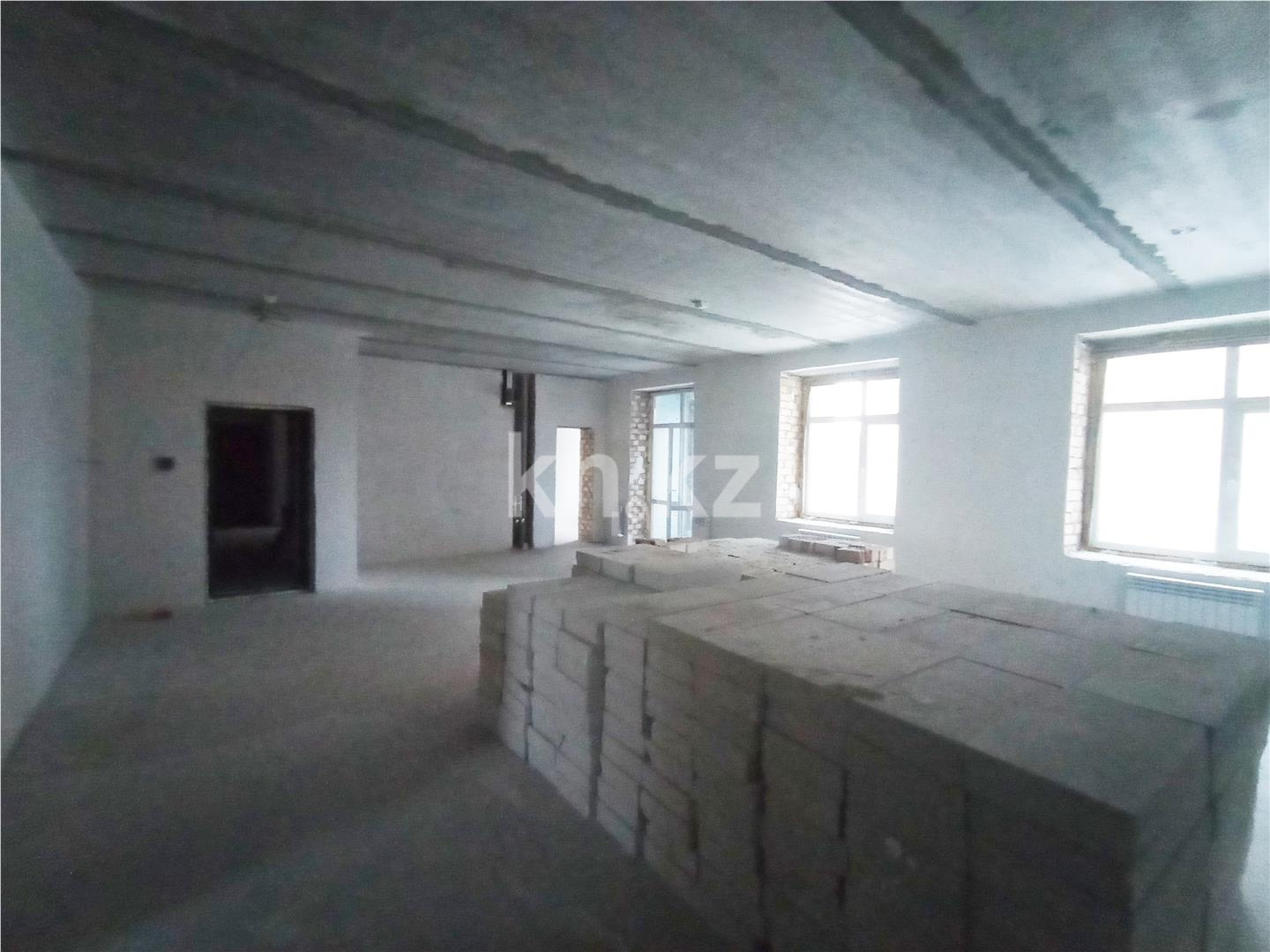 Продажа 3-комнатной квартиры, 90 м², мкр. Степной-2 в Караганде - фото 3