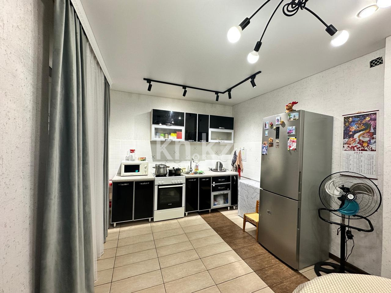 Продажа 3-комнатной квартиры, 74 м², ул. Таттимбета в Караганде - фото 4