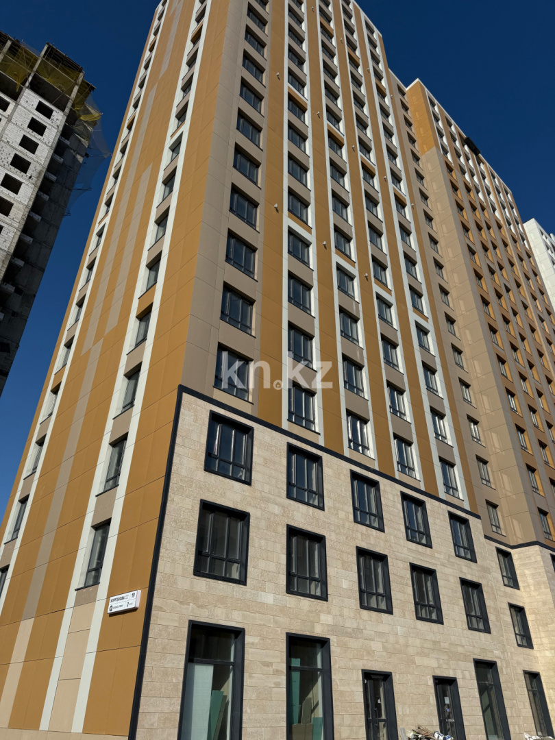 Продажа 3-комнатной квартиры, 90 м², ул. Жургенова, дом  1 - ул. Байтурсынова в Астане