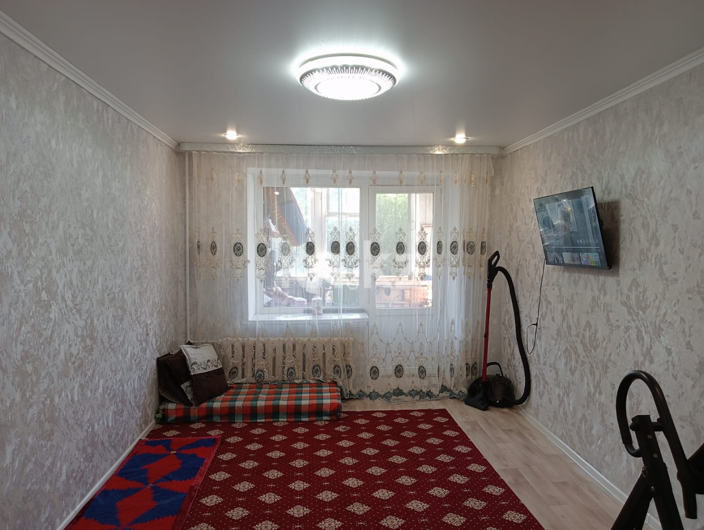 Продажа 3-комнатной квартиры, 58 м², мкр-н 2 - Продажа  трехкомнатных квартир в Абае фото 1 из 8