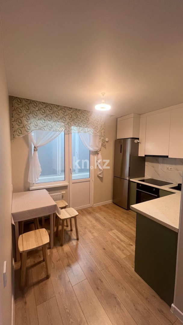 Аренда 1-комнатной квартиры, 40 м², ул. Бейбарыс Султан, дом  31 - Аренда квартир помесячно в Астане фото 1 из 8