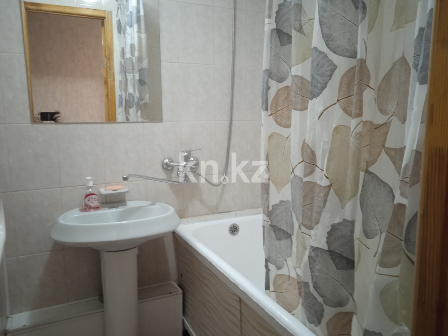 Аренда 1-комнатной квартиры посуточно, 33 м², пр. Ауэзова, дом  41 - Аренда квартир посуточно в Усть-Каменогорске фото 11 из 12