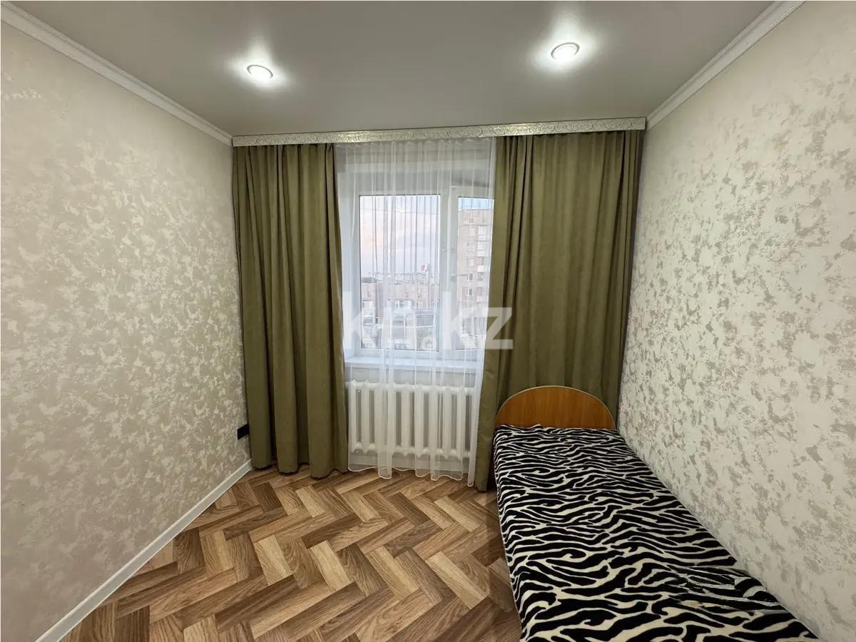 Продажа 3-комнатной квартиры, 63 м², мкр-н Голубые Пруды, дом  18 в Караганде - фото 3