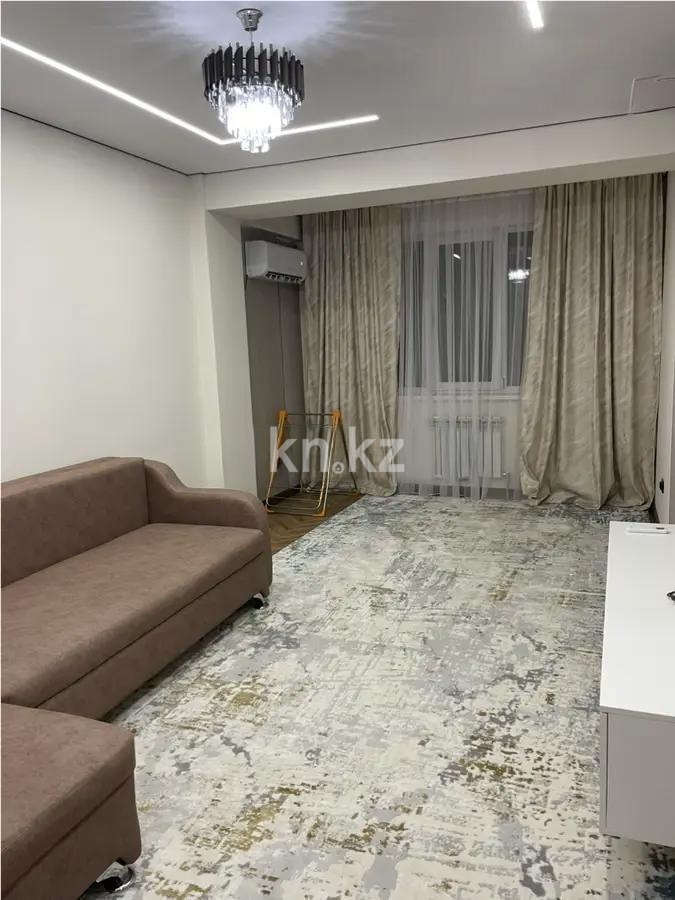 Продажа 1-комнатной квартиры, 40 м², ул. Есенова, дом  160/3 - Продажа квартир в Алматы фото 1 из 3