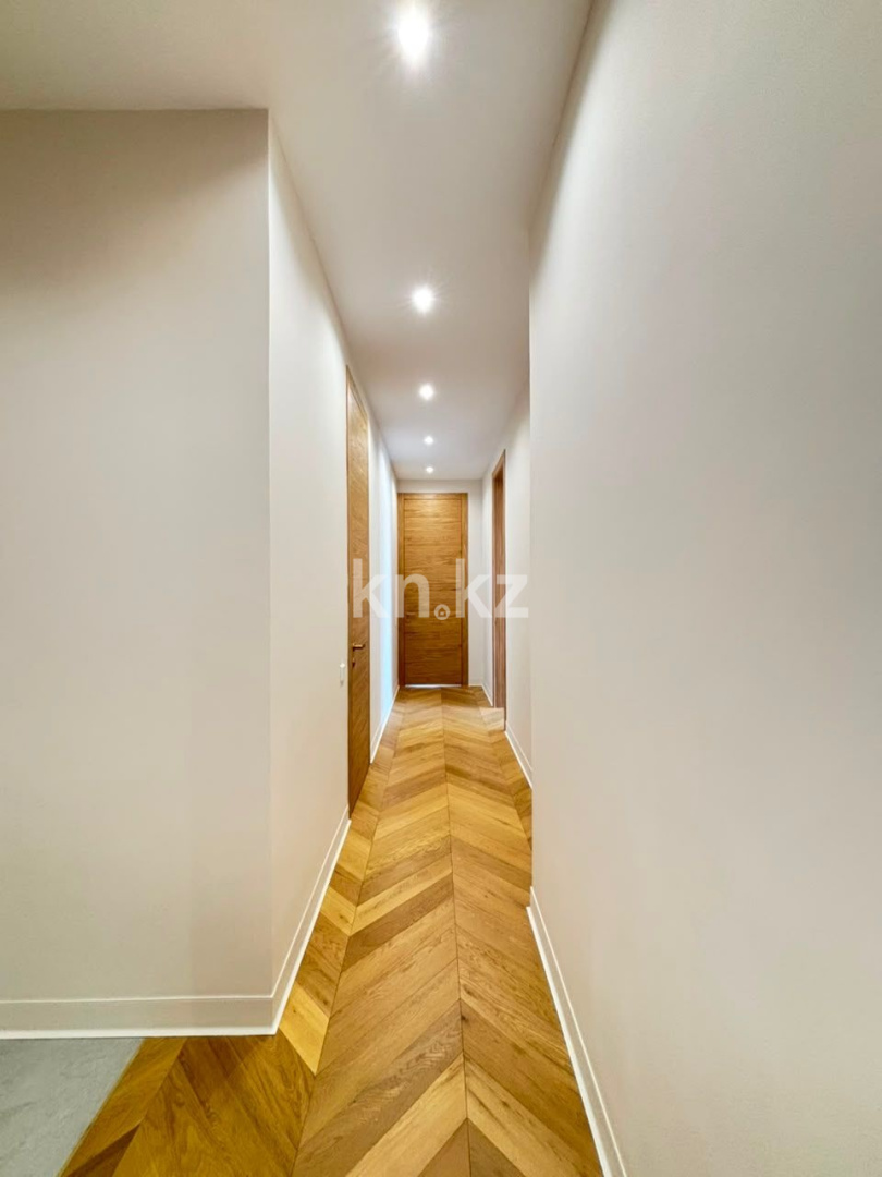 Продажа 3-комнатной квартиры, 194 м² в Астане - фото 30