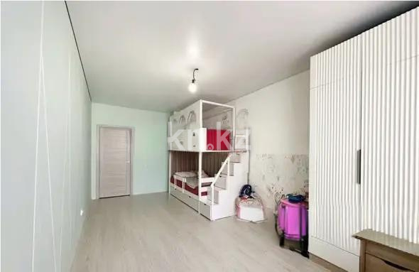 Продажа 3-комнатной квартиры, 90 м² - Продажа офисных и торговых помещений в Уральске фото 2 из 5