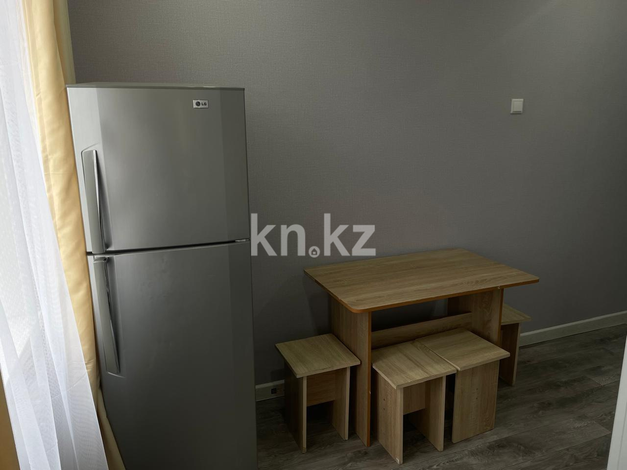 Продажа 1-комнатной квартиры, 35 м², мкр-н Восток-3 - Продажа  однокомнатных квартир в Караганде фото 11 из 12