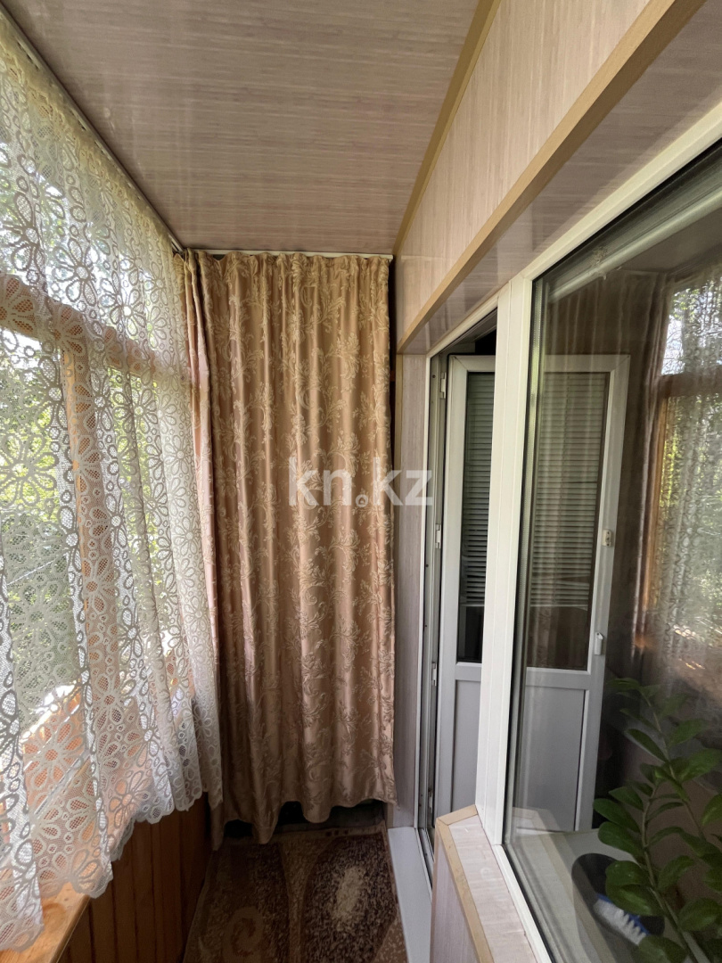 Продажа 3-комнатной квартиры, 62 м², пр. Республики, дом  38 - Продажа квартир в Караганде фото 13 из 14