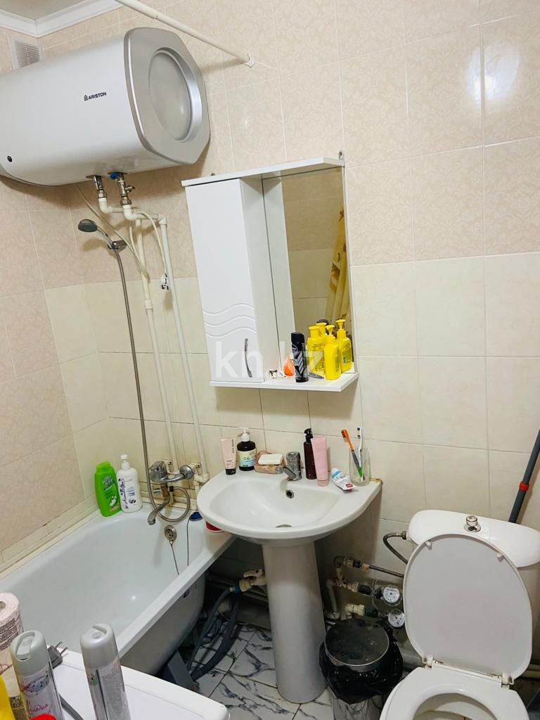 Продажа 2-комнатной квартиры, 47 м², ул. Нуркена Абдирова в Темиртау - фото 4