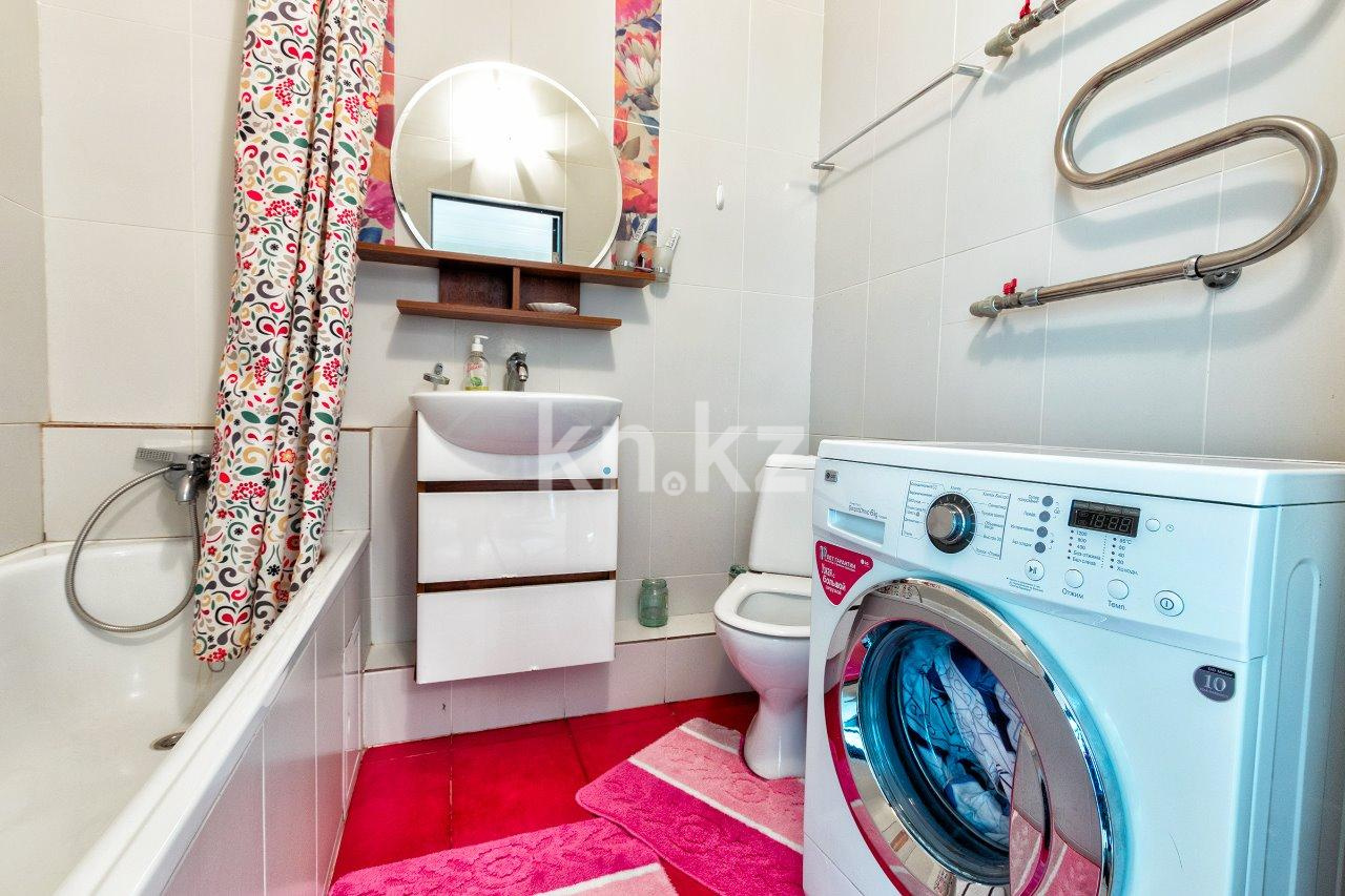 Аренда 2-комнатной квартиры посуточно, 70 м², ул. Достык, дом  5/2 - ул. Сауран в Астане - фото 7