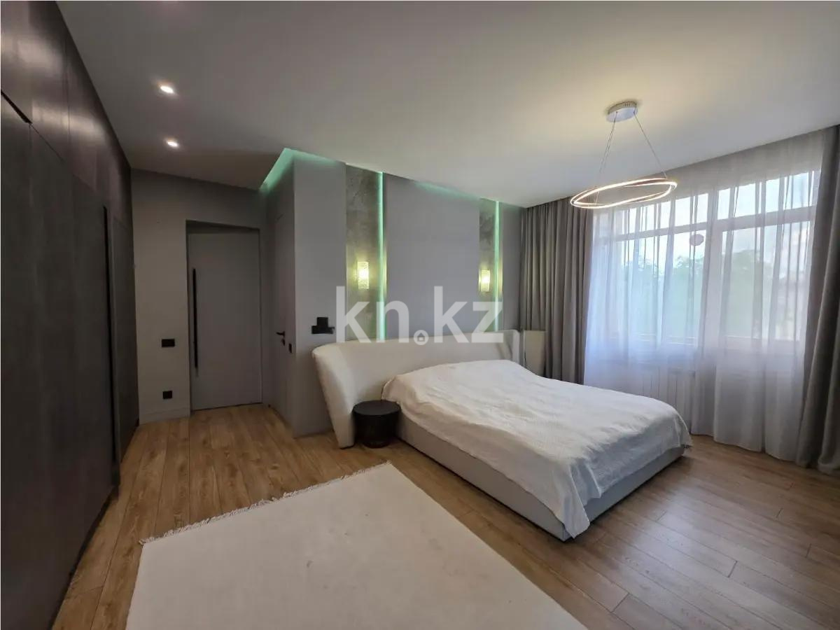 Продажа 3-комнатной квартиры, 200 м² в Алматы - фото 2