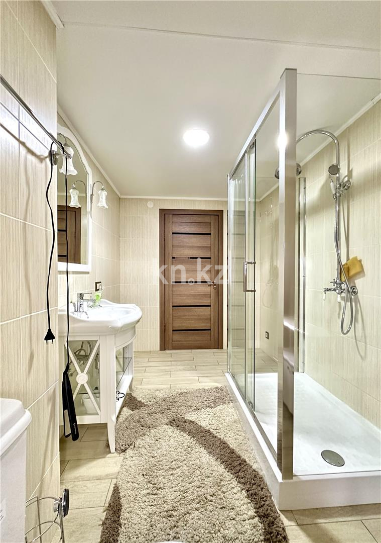 Продажа 6-комнатного дома, 400.7 м², ул. Жанибекова - Продажа домов, коттеджей в Караганде фото 19 из 52