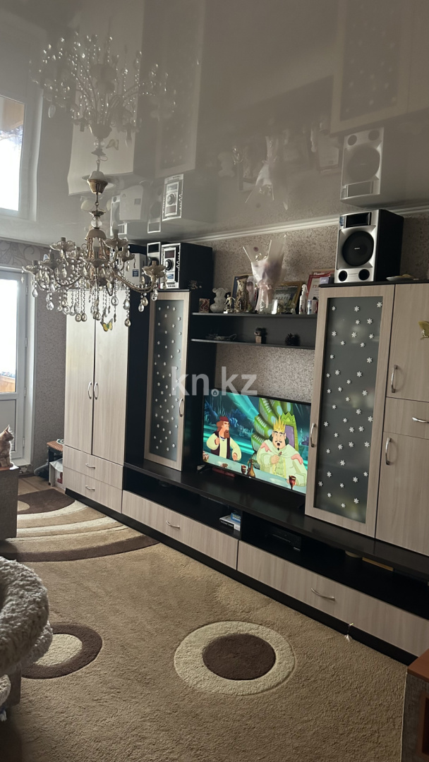 Продажа 2-комнатной квартиры, 45 м², 6 мкр, дом  52 - Продажа квартир в Темиртау без посредников фото 1 из 9