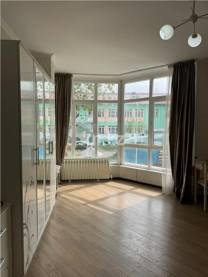 Продажа 3-комнатной квартиры, 95.2 м² в Алматы - фото 2