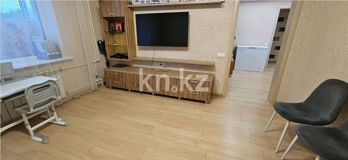 Продажа 3-комнатной квартиры, 62 м², мкр-н Степной-2, дом  3 - Продажа  трехкомнатных квартир в Караганде с фото фото 1 из 6