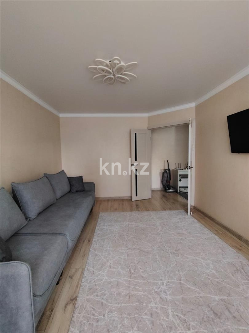 Продажа 3-комнатной квартиры, 75 м², ул. Азербаева - Продажа квартир в Астане фото 1 из 8