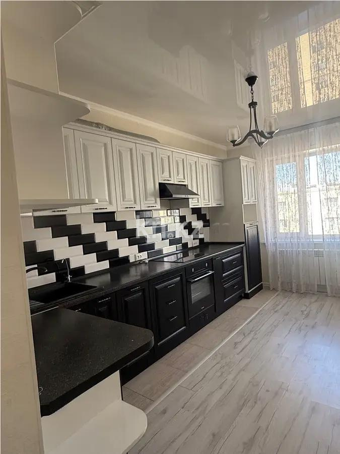 Продажа 2-комнатной квартиры, 70 м², ул. Кордай, дом  83 в Астане - фото 3