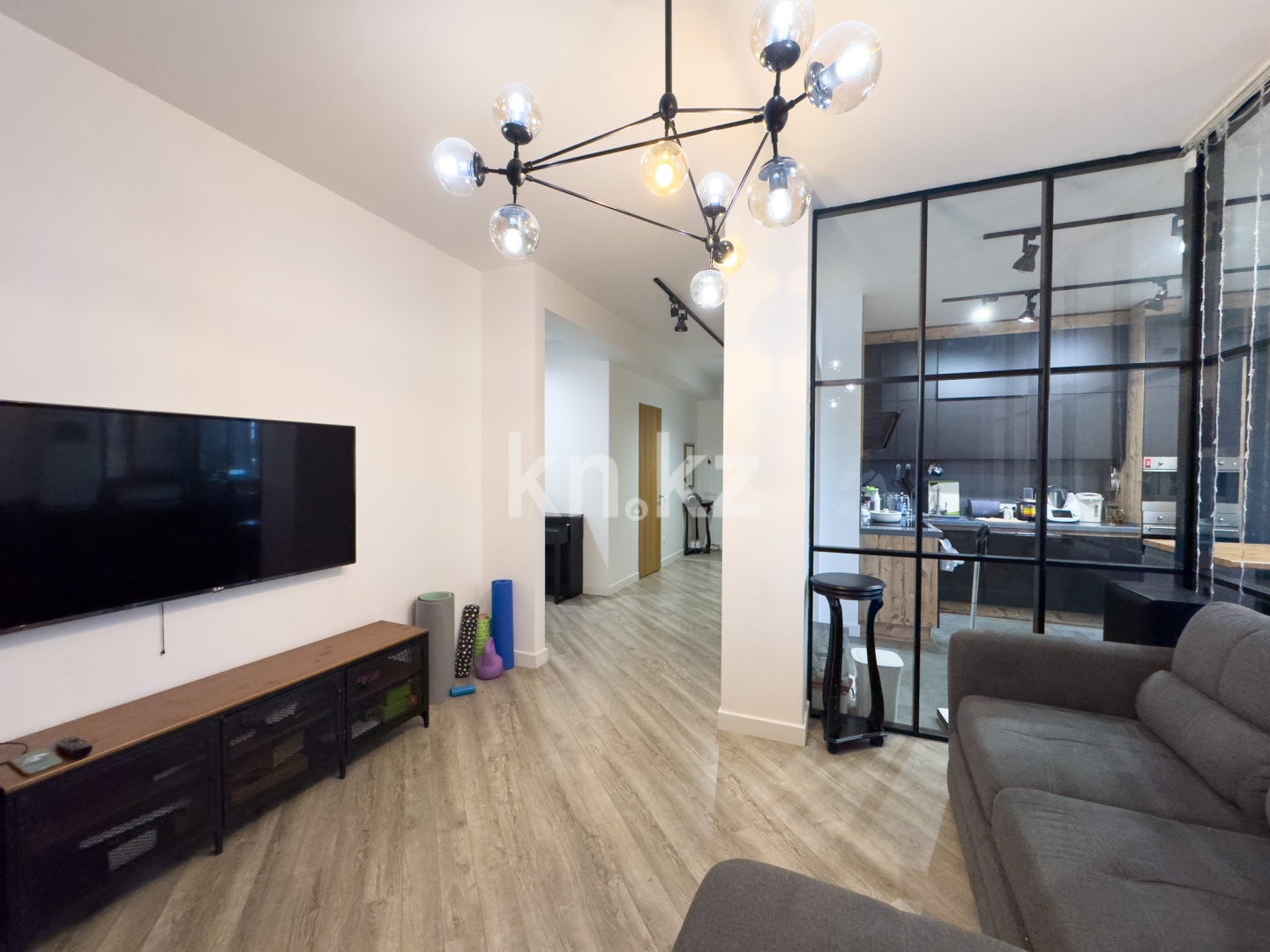 Продажа 4-комнатной квартиры, 130.2 м² в Астане - фото 13