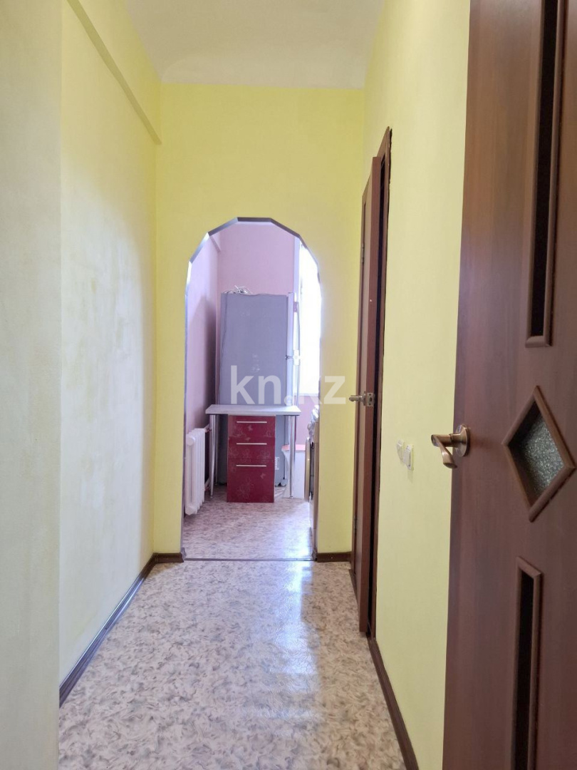 Продажа 3-комнатной квартиры, 82.2 м², пр. Назарбаева, дом  6 - Продажа  трехкомнатных квартир в Усть-Каменогорске фото 3 из 18