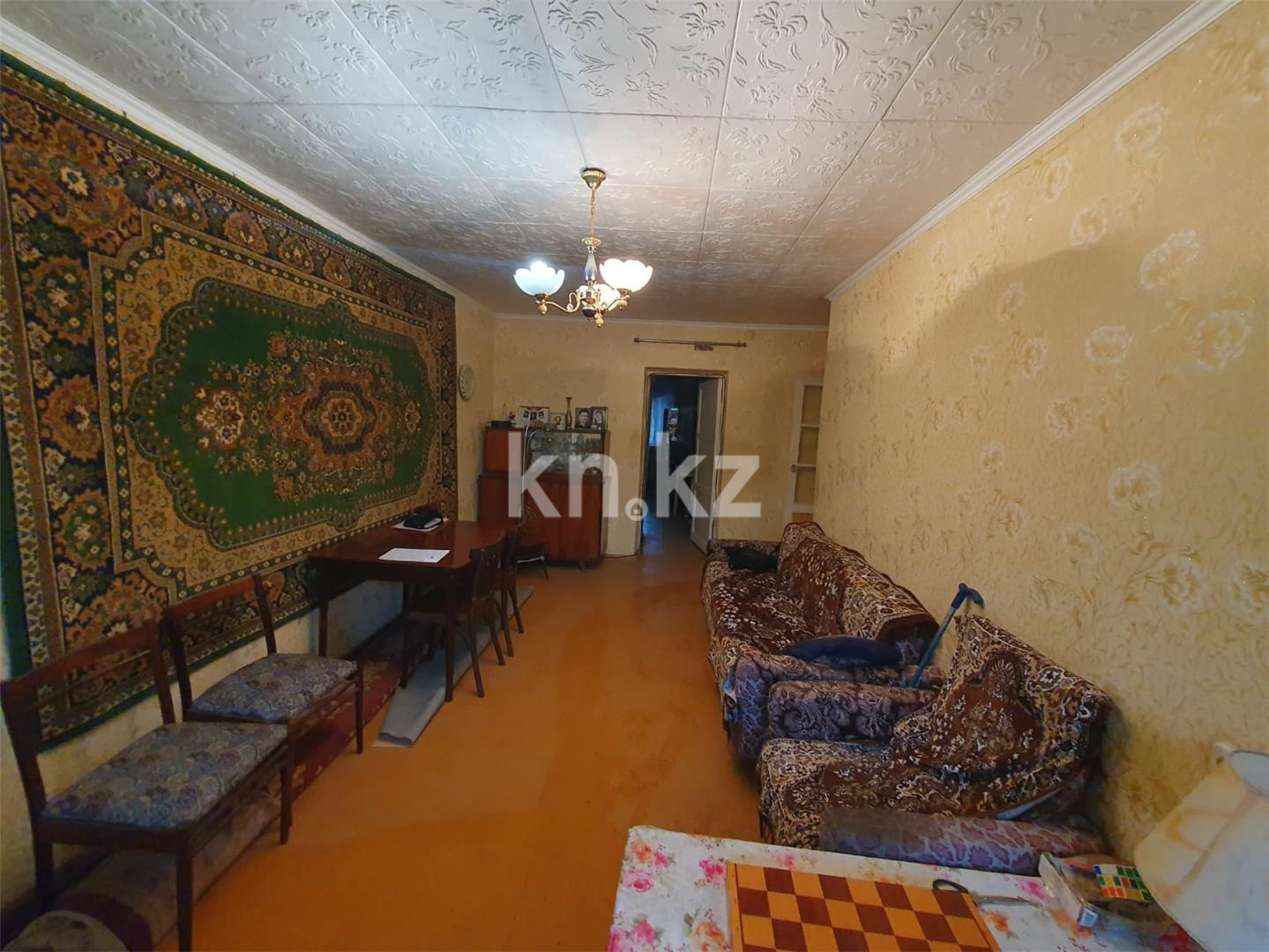 Продажа 3-комнатной квартиры, 54 м², ул. Пичугина - Продажа квартир в Караганде фото 1 из 14