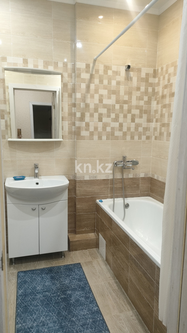 Аренда 1-комнатной квартиры посуточно, 41 м², пр. Кабанбай батыра, дом  48/9 - ул. Орынбор - Аренда квартир посуточно в Астане с фото фото 5 из 9