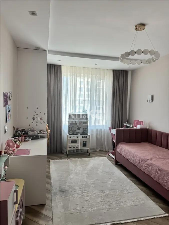 Продажа 4-комнатной квартиры, 120.8 м² в Астане - фото 3